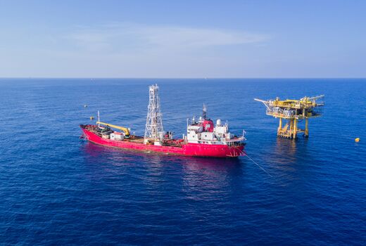 Geologisches Untersuchungsboot auf dem Meer